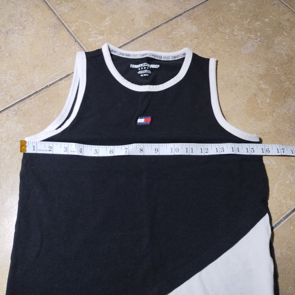 Vintage Tommy Hilfiger Sport Women's Embroidered Sleeveless Top Size Medium - Picture 6 of 7